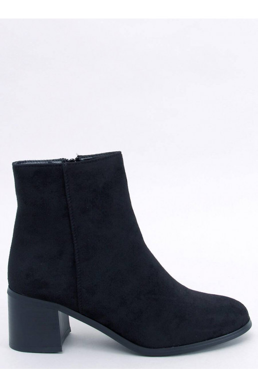 Heeled shoes  ANNIE BLACK