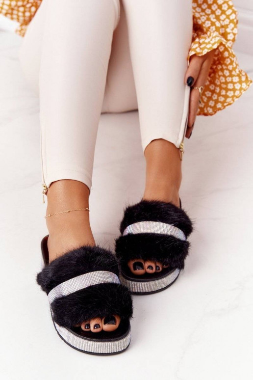 Platform Slippers With Fur And Cubic... Platform Slippers With Fur And Cubic...