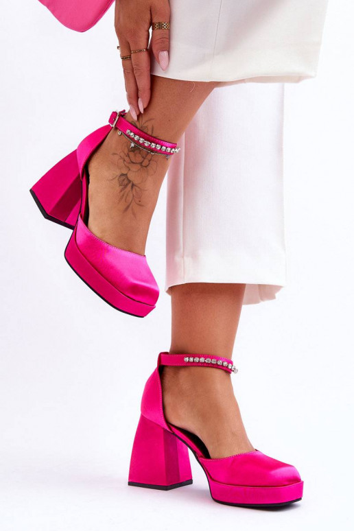 Fashionable Pumps On Massive Heels... Fashionable Pumps On Massive Heels...