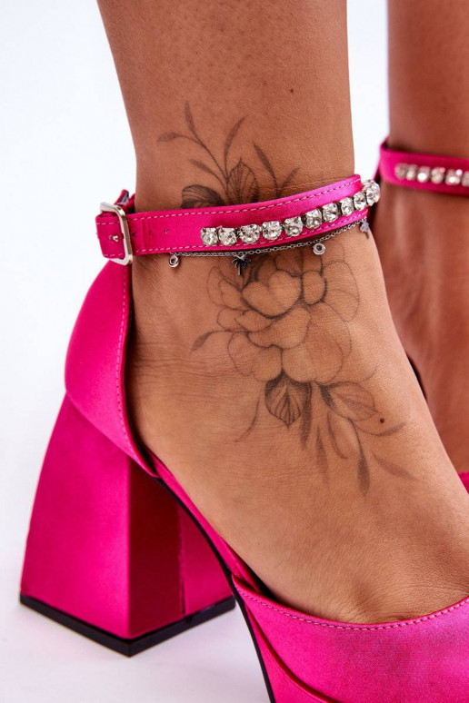 Fashionable Pumps On Massive Heels... Fashionable Pumps On Massive Heels...