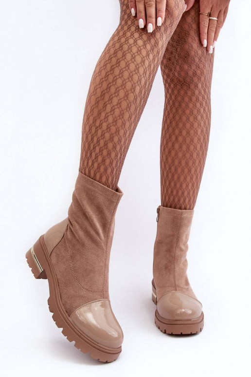 Leather Classic Boots On A Flat Heel Beige Shendete