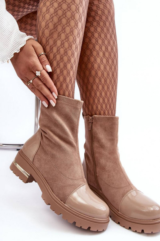 Leather Classic Boots On A Flat Heel Beige Shendete