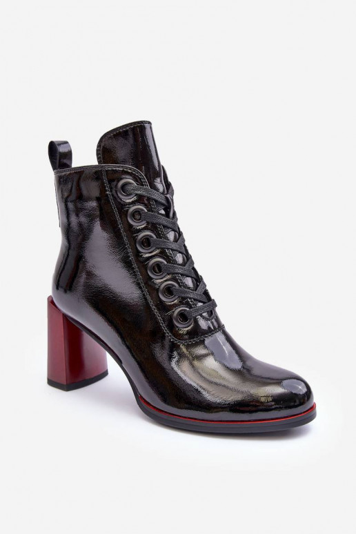 Lacquered Lace-Up Boots on Heel... Lacquered Lace-Up Boots on Heel...
