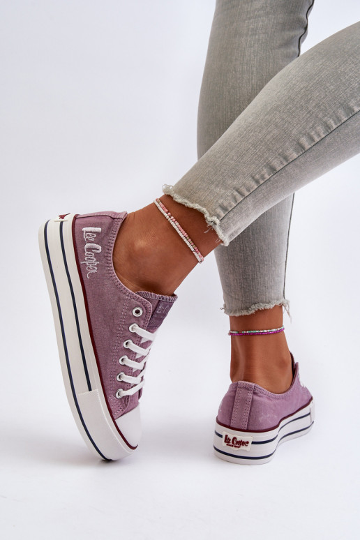 Women's sneakers on a thick sole Lee... Women's sneakers on a thick sole Lee...