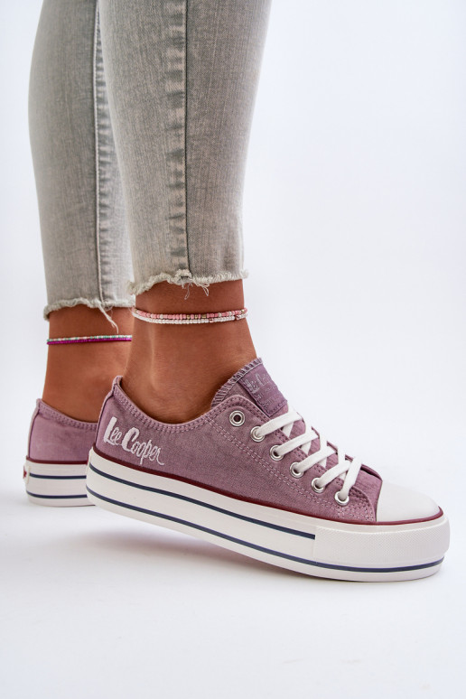 Women's sneakers on a thick sole Lee... Women's sneakers on a thick sole Lee...