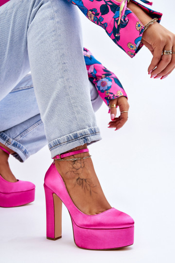 Fashionable High Heel Pumps... 2