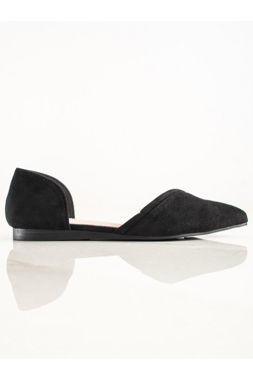 Suede ballerinas with Cut Out design... Suede ballerinas with Cut Out design...