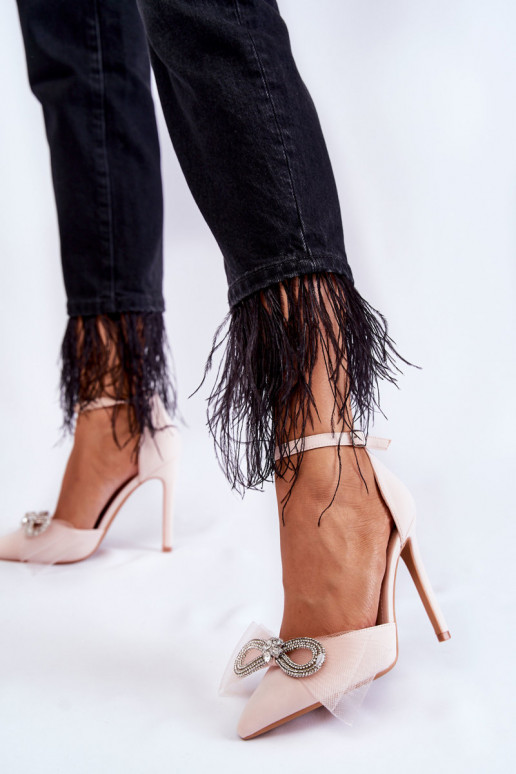 Elegant Pumps On A Pin With A Bow... Elegant Pumps On A Pin With A Bow...