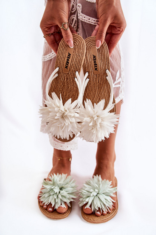 Lightweight slippers in white from... Lightweight slippers in white from...