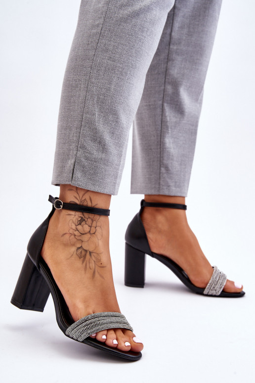 Elegant Sandals With Cubic Zirconia...