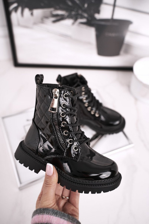 Black lacquered women's boots Black lacquered women's boots