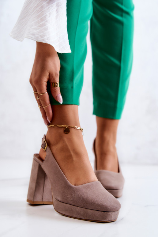 Suede pumps shoes Beige Suede pumps shoes Beige