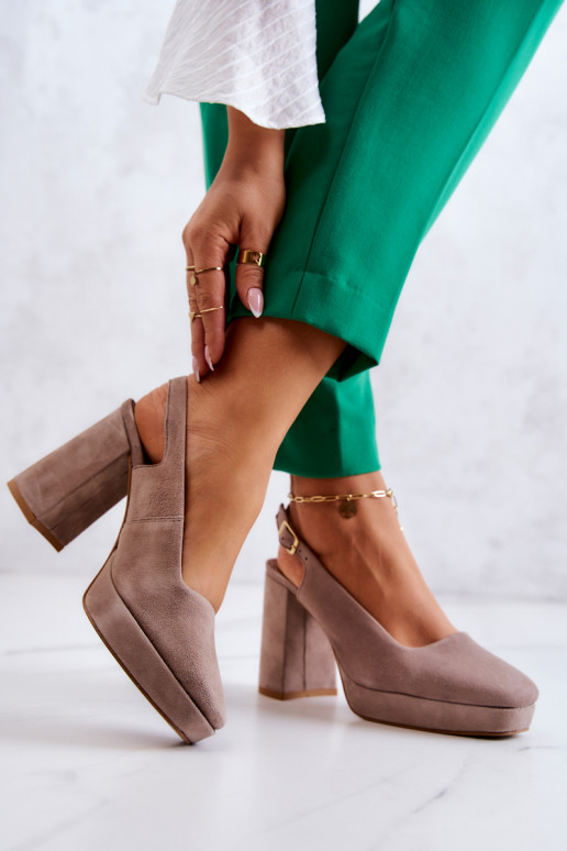 Suede pumps shoes Beige Suede pumps shoes Beige