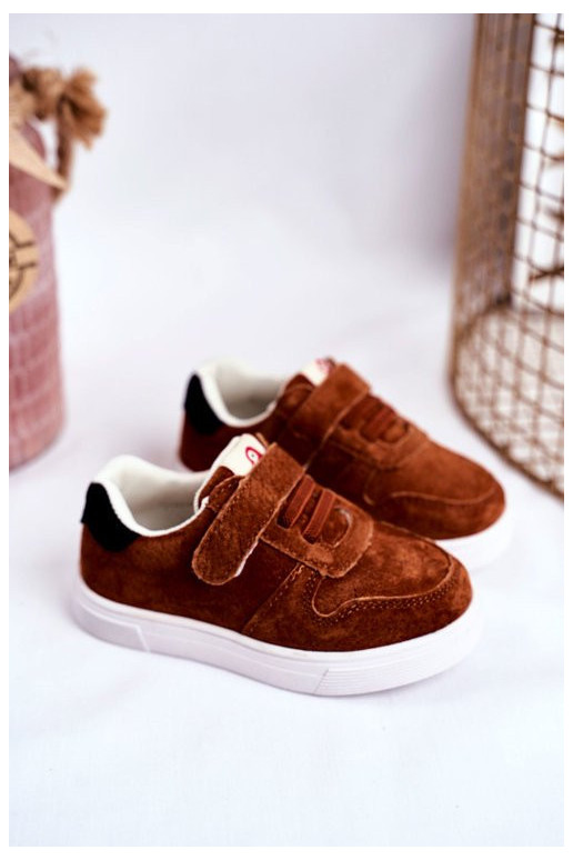Children's casual shoes in brown color