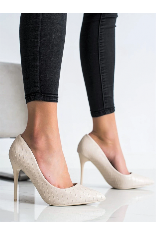 Aukštakulniai bateliai smėlio spalvos Aukštakulniai bateliai smėlio spalvos