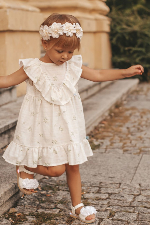 Sandals for children with flowers in... Sandals for children with flowers in...