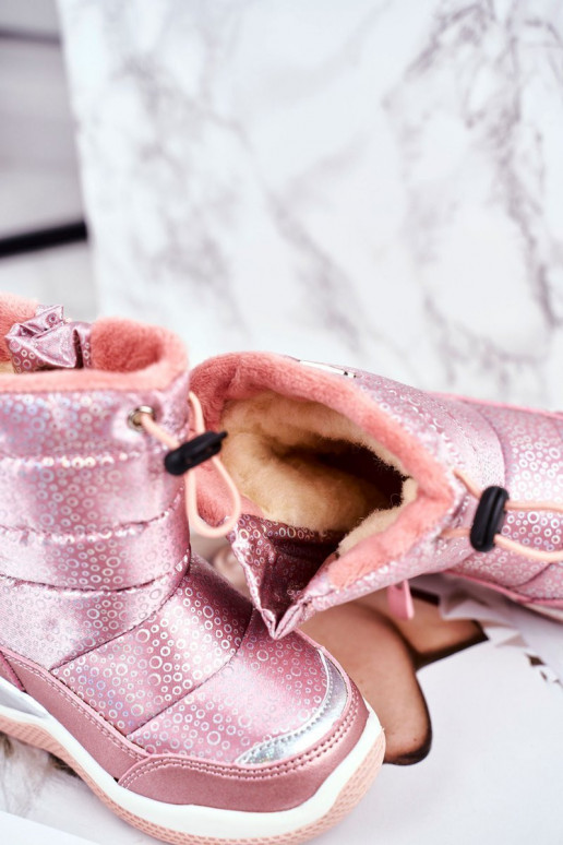 Children's snow boots in pink color Children's snow boots in pink color