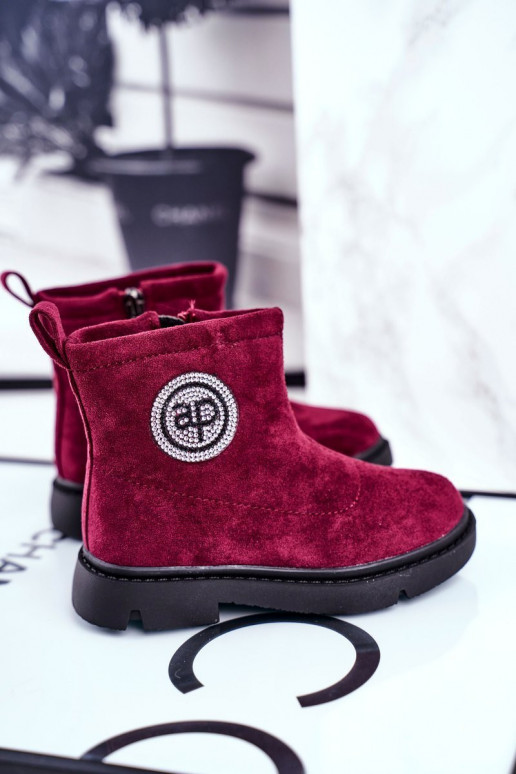 Children's boots in burgundy color