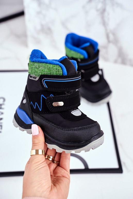 Warm children's shoes with adhesive...