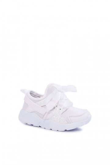 White sports shoes  Shelovet 2