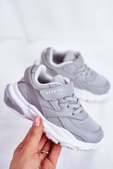 Children's Sports Shoes... 2