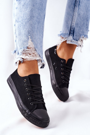 Women's Classic Sneakers Black Omerta