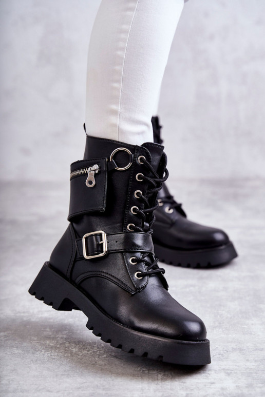 Leather Boots On Flat Heels Black Marlis