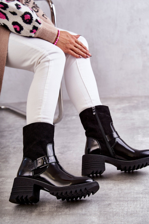 Women's Warm Boots On A Chunky Heel Black Marinela