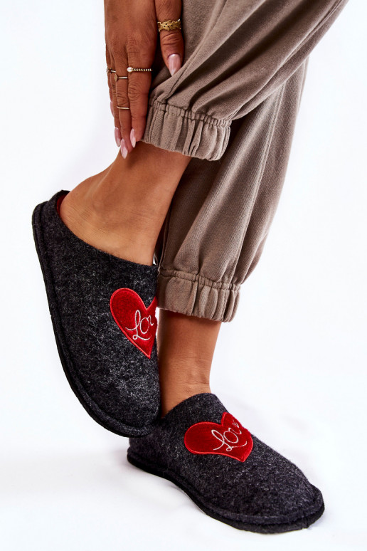 Domestic slippers Big Star KK276019 Black and Red Domestic slippers Big Star KK276019 Black and Red