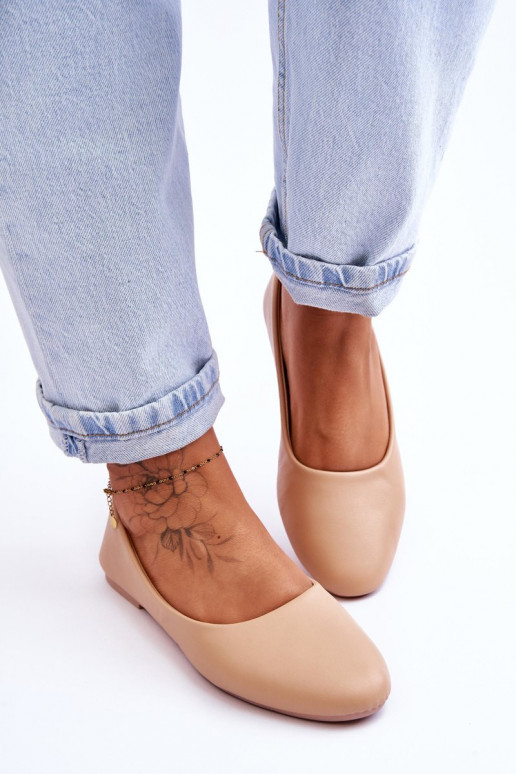 Leather Ballerina Classic Beige Stacee Leather Ballerina Classic Beige Stacee