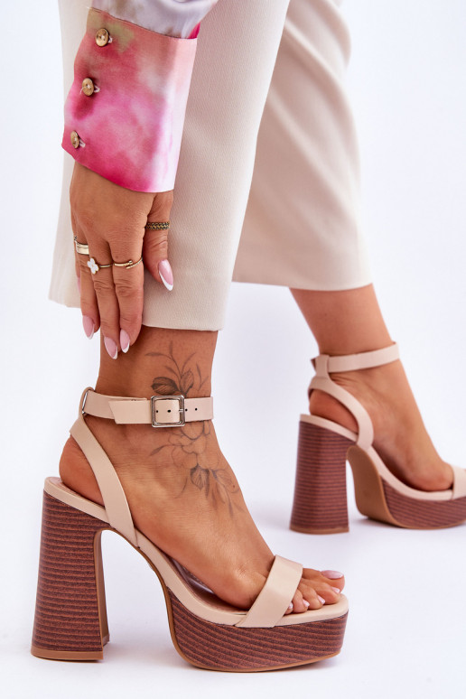 Leather Sandals On A Chunky Platform Beige Marina Leather Sandals On A Chunky Platform Beige Marina