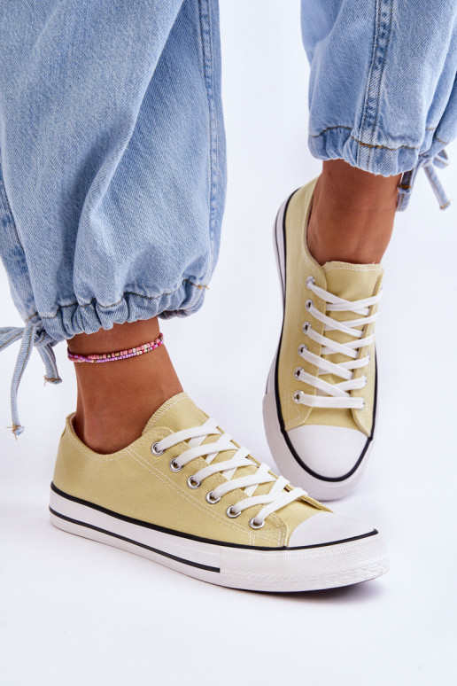 Classic Low Women's Sneakers Yellow Vegas Classic Low Women's Sneakers Yellow Vegas