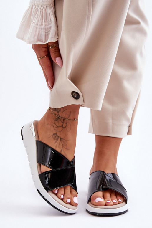 Lacquered Low Heel Clogs S.Barski AL22469 Black Lacquered Low Heel Clogs S.Barski AL22469 Black