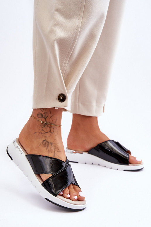 Lacquered Low Heel Clogs S.Barski AL22469 Black Lacquered Low Heel Clogs S.Barski AL22469 Black