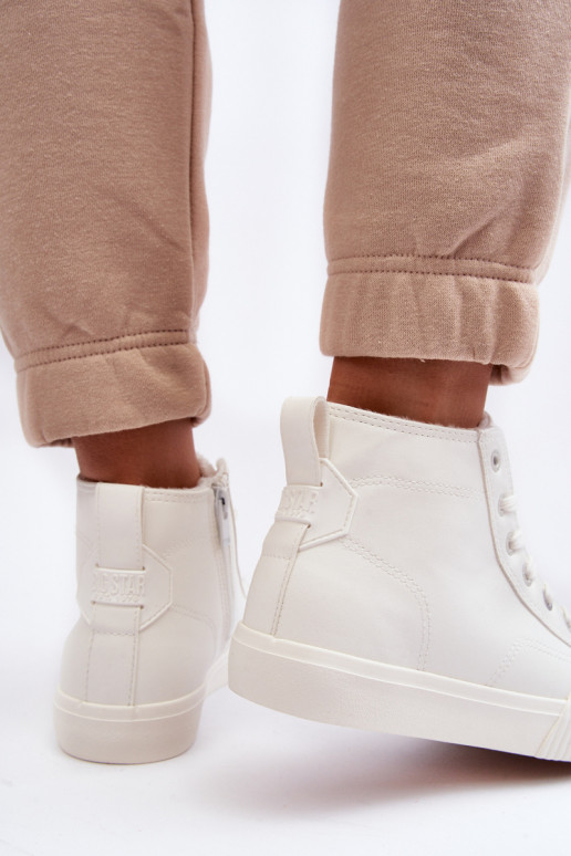 Women's Zip-Up Padded Sneakers White Big Star MM274017 Women's Zip-Up Padded Sneakers White Big Star MM274017
