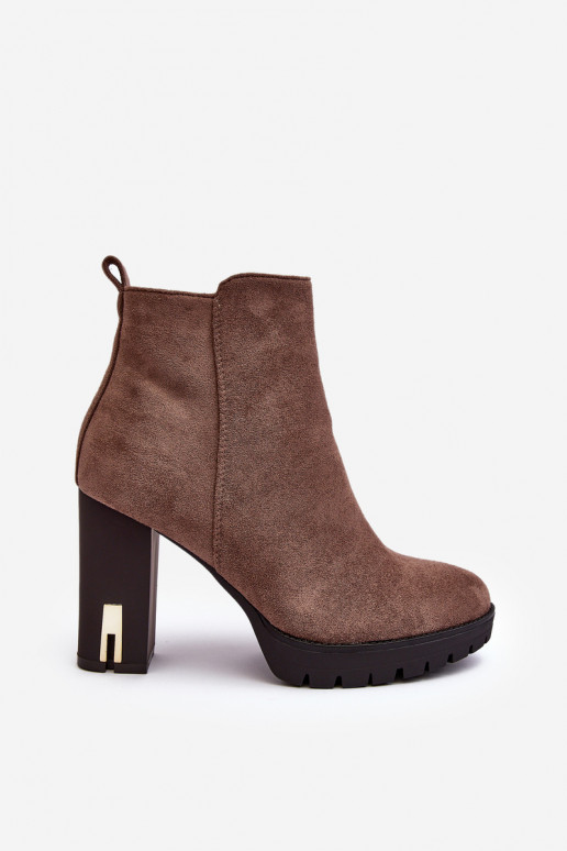 Suede Classic Boots On Heel Brown Amy Suede Classic Boots On Heel Brown Amy