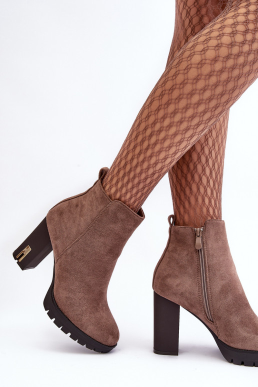 Suede Classic Boots On Heel Brown Amy Suede Classic Boots On Heel Brown Amy