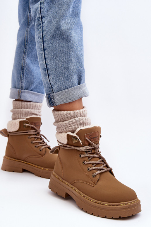 Lynnvia      Lynnvia