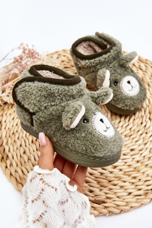 Children's slippers green color Eberra