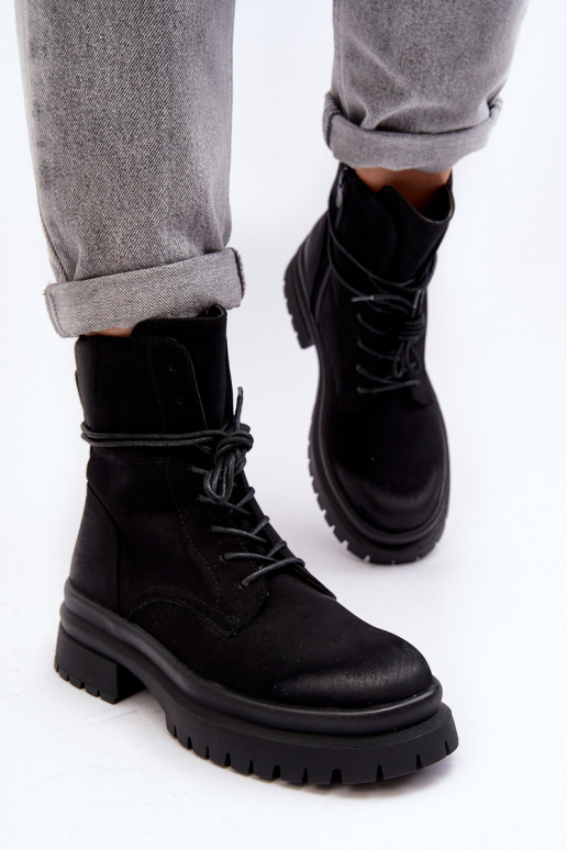 Women's boots with massive sole in black color Narelona