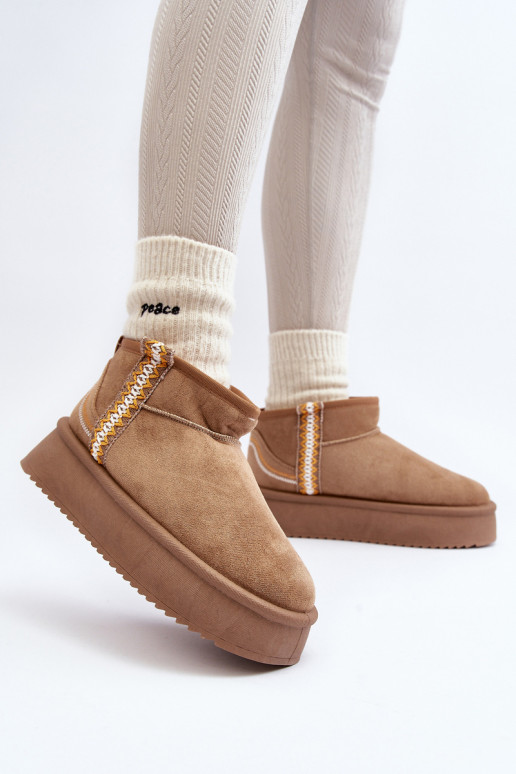 Snow boots on platform with light brown pattern Udra Snow boots on platform with light brown pattern Udra