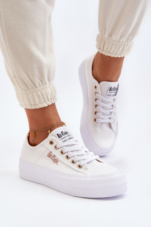 White Women's Platform Sneakers Lee Cooper LCW-24-31-2725 White Women's Platform Sneakers Lee Cooper LCW-24-31-2725