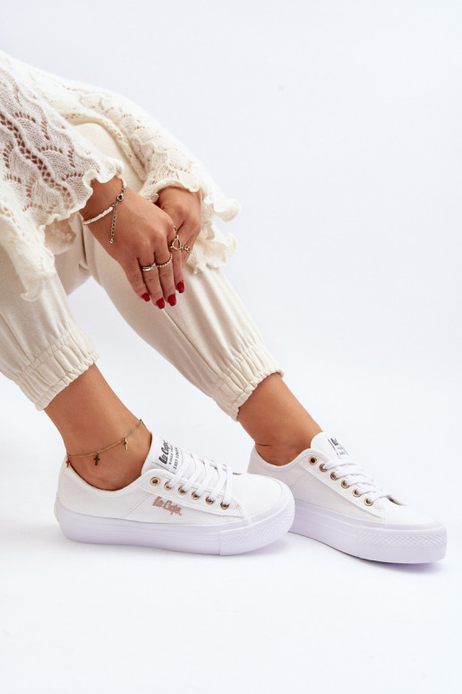 White Women's Platform Sneakers Lee Cooper LCW-24-31-2725 White Women's Platform Sneakers Lee Cooper LCW-24-31-2725