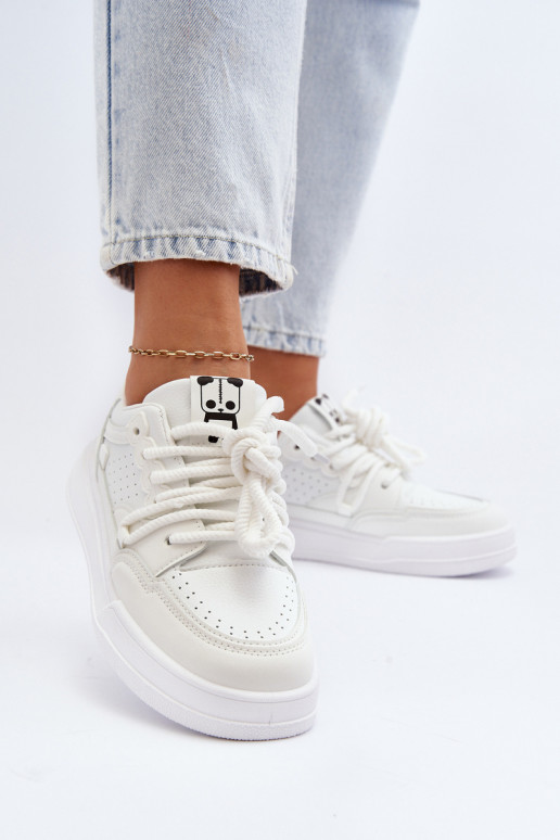 Women's White Faux Leather Sneakers Avanalis