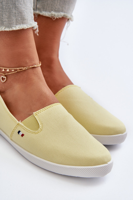   Slip-On   Adrancia