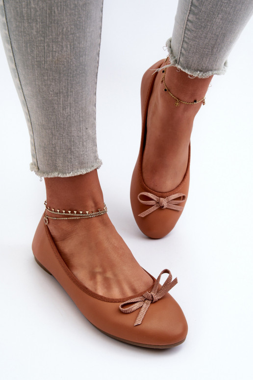 Baleriny Eko Skórzane Z Kokardką Camel Sandelal