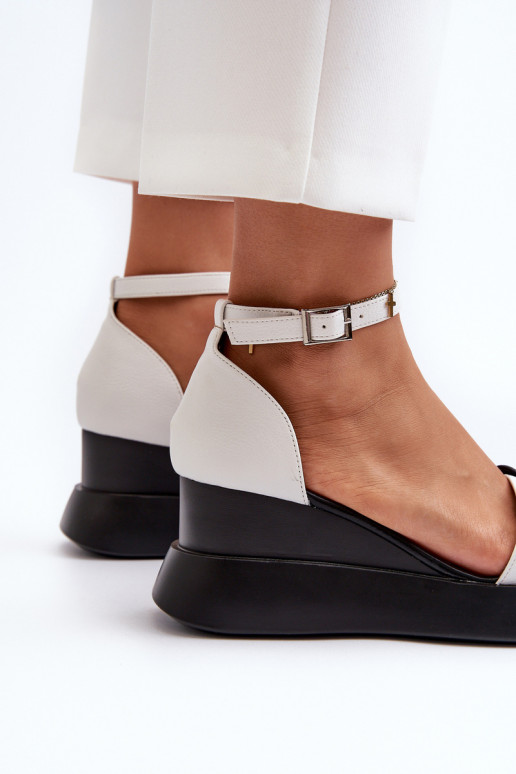 Women's Platform and Wedge Sandals with Flowers White Foviana Women's Platform and Wedge Sandals with Flowers White Foviana