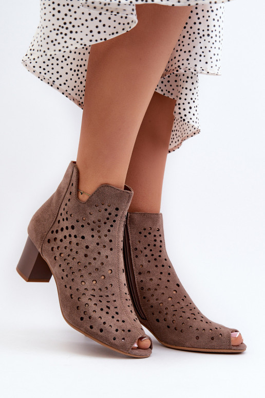   oe  Z Odkrytymi Palcami  Halania