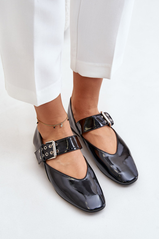 Lacquered Ballerinas With Strap Black Azirae