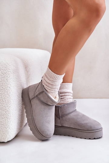 snow boots Women's with platform to warm with fur inside gray color Xamella